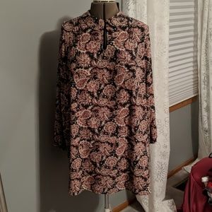 Swing Paisley print dress. Used as maternity dress